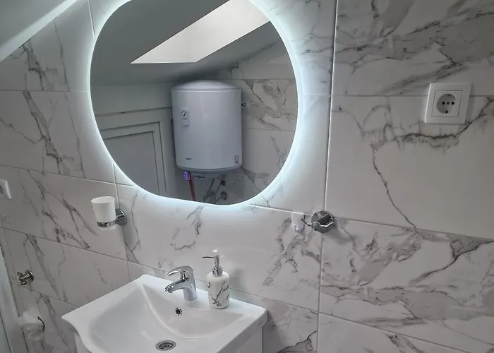 Apartman Dd Апартаменты