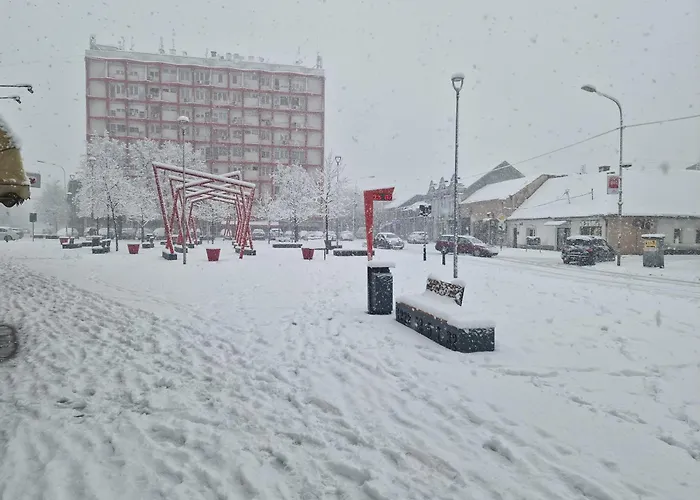 Apartman Dd Апартаменты